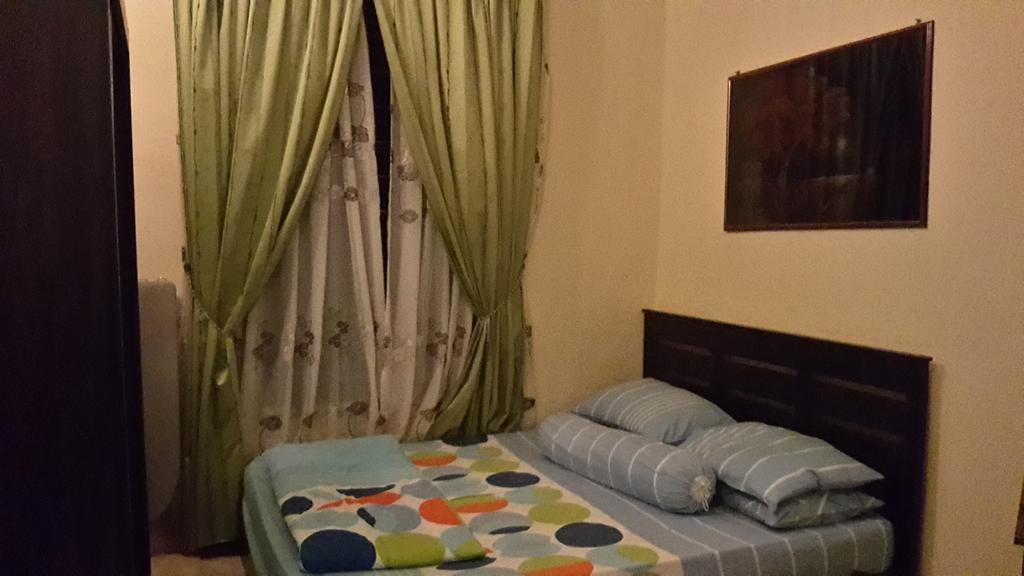 Roemahkoe Holidayhome Malacca Eksteriør bilde