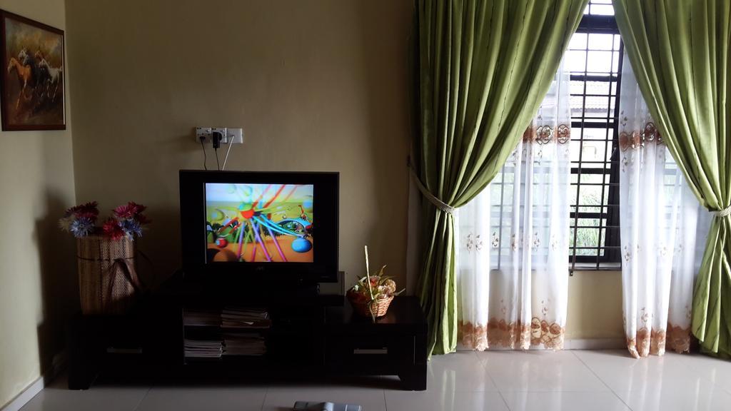 Roemahkoe Holidayhome Malacca Eksteriør bilde